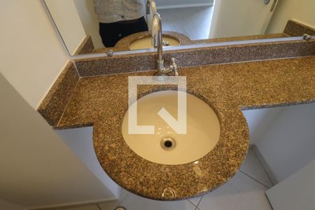 Lavabo de apartamento para alugar com 3 quartos, 117m² em Vila Bastos, Santo André