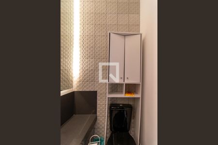Lavabo de casa para alugar com 2 quartos, 250m² em Vila Romana, São Paulo