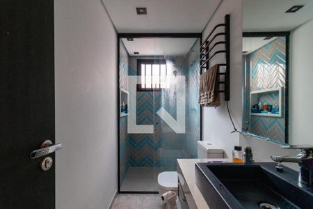 Banheiro da Suíte 1 de casa para alugar com 2 quartos, 250m² em Vila Romana, São Paulo