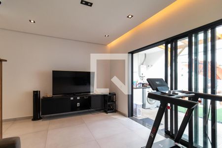 Sala de casa para alugar com 2 quartos, 250m² em Vila Romana, São Paulo