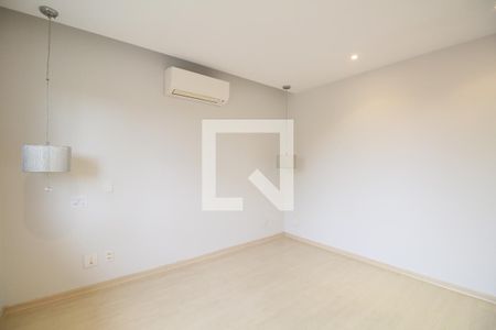 Suíte 1 de casa para alugar com 3 quartos, 585m² em Jardim Leonor, São Paulo