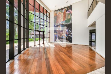 Apartamento à venda com 4 quartos, 213m² em Vila Suzana, São Paulo