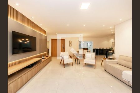 Apartamento à venda com 4 quartos, 213m² em Vila Suzana, São Paulo