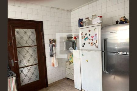 Casa à venda com 4 quartos, 200m² em Mirandópolis, São Paulo