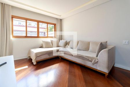 Sala de casa para alugar com 2 quartos, 192m² em Jardim Monte Azul, São Paulo