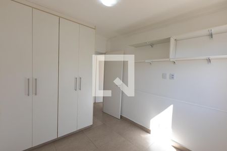 Quarto 2 de casa de condomínio para alugar com 3 quartos, 112m² em Bairro das Palmeiras, Campinas