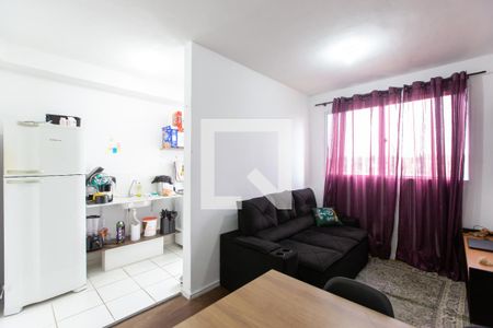 Sala de apartamento para alugar com 2 quartos, 44m² em Vila Lourdes, São Paulo