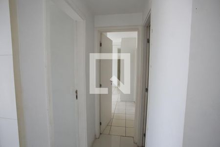 Corredor de apartamento para alugar com 2 quartos, 63m² em Taquara, Rio de Janeiro