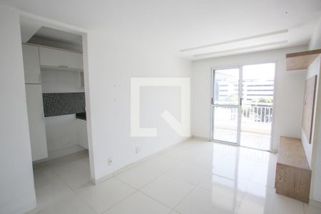 Sala de apartamento para alugar com 2 quartos, 63m² em Taquara, Rio de Janeiro