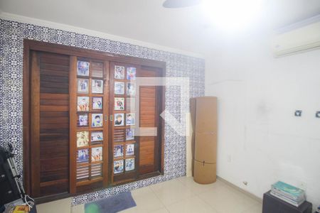 Quarto 1 de casa para alugar com 4 quartos, 170m² em Piam, Belford Roxo