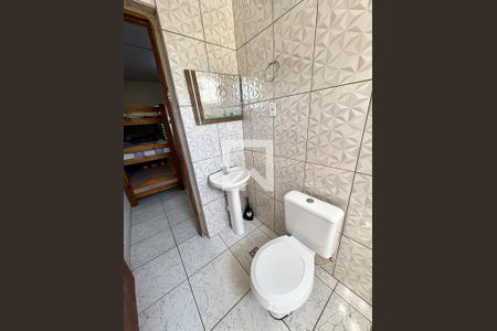 Banheiro Social de casa à venda com 1 quarto, 106m² em Vila Jeriva, Várzea Paulista