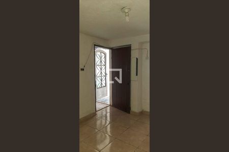 Suíte de casa para alugar com 1 quarto, 50m² em Vila Quitauna, Osasco