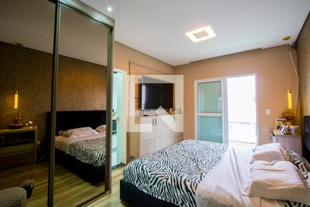 Suíte  de casa à venda com 3 quartos, 248m² em Vila Lilica, Santo André