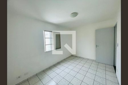 Quarto de apartamento para alugar com 2 quartos, 67m² em Jardim Santa Mena, Guarulhos