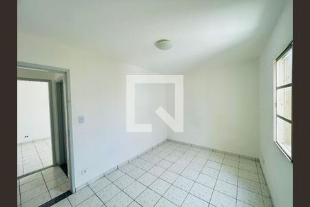 Quarto de apartamento para alugar com 2 quartos, 67m² em Jardim Santa Mena, Guarulhos