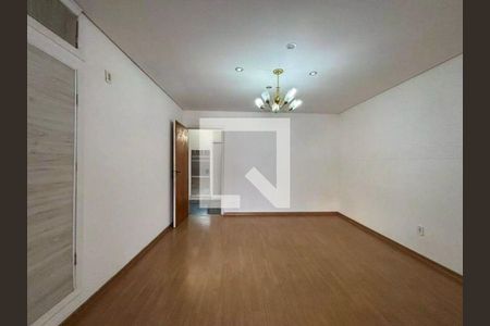 Casa à venda com 3 quartos, 190m² em Chácara Mafalda, São Paulo