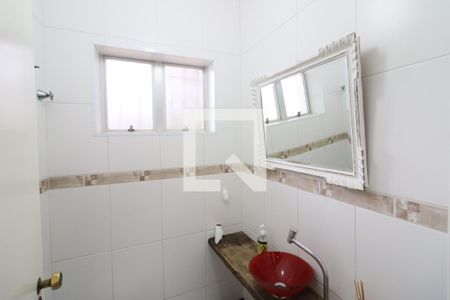 Lavabo de casa para alugar com 3 quartos, 250m² em Adalgisa, Osasco