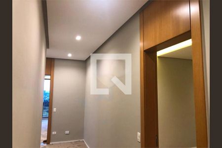 Casa à venda com 4 quartos, 640m² em Centro Comercial Jubran, Barueri
