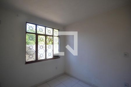 Quarto de casa para alugar com 1 quarto, 40m² em Olinda, Nilópolis
