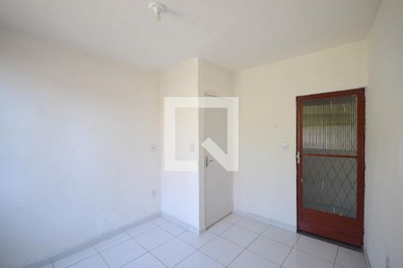 Quarto de casa para alugar com 1 quarto, 40m² em Olinda, Nilópolis