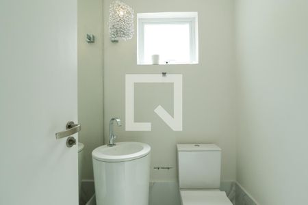 Lavabo de casa para alugar com 3 quartos, 340m² em Santana, São Paulo