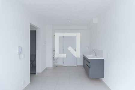 Sala/Cozinha de apartamento para alugar com 2 quartos, 32m² em Parque Novo Mundo, São Paulo