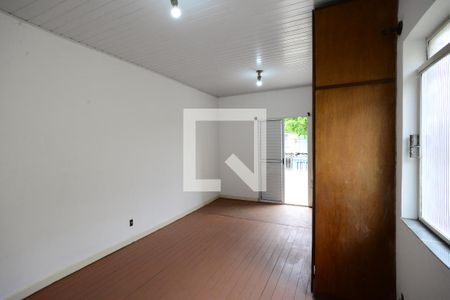 Quarto 2 de casa à venda com 2 quartos, 130m² em Vila São José, São Paulo