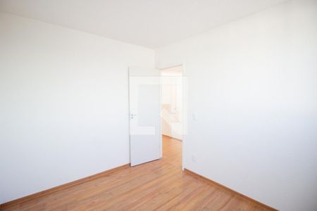 Quarto 2 de apartamento para alugar com 2 quartos, 46m² em Caiapos, Contagem