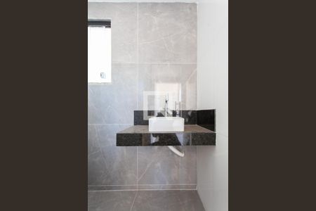 Lavabo de apartamento para alugar com 3 quartos, 160m² em Planalto, Belo Horizonte