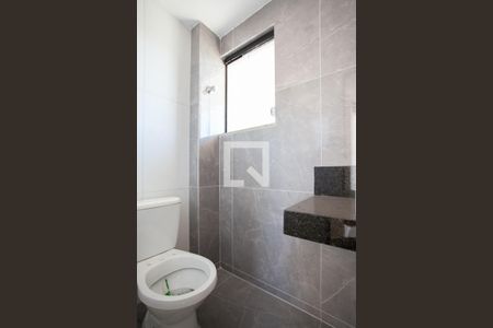 Lavabo de apartamento para alugar com 3 quartos, 160m² em Planalto, Belo Horizonte