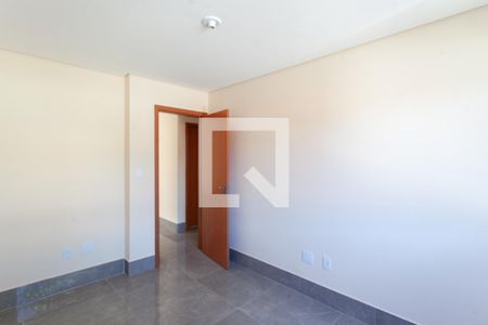 Quarto 1 de apartamento para alugar com 3 quartos, 160m² em Planalto, Belo Horizonte