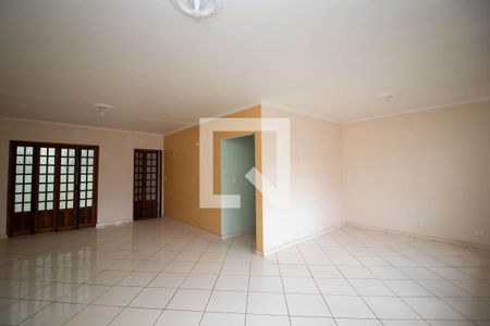 Sala de casa à venda com 3 quartos, 402m² em Vila Maranduba, Guarulhos