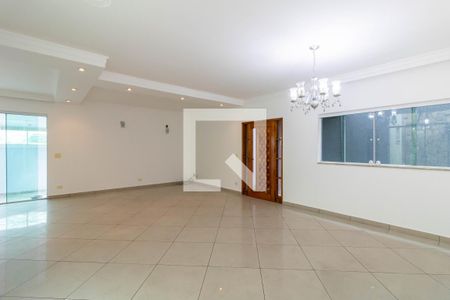 Sala de casa para alugar com 3 quartos, 299m² em Jardim Santa Mena, Guarulhos