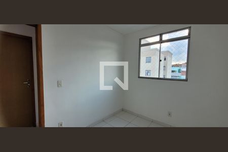 quarto 1 de apartamento à venda com 2 quartos, 45m² em Novo Horizonte, Betim