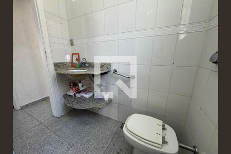 Casa à venda com 3 quartos, 600m² em Carlos Prates, Belo Horizonte