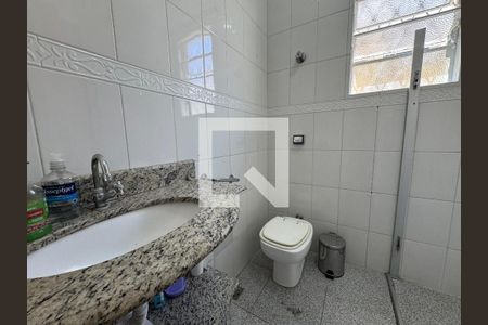 Casa à venda com 3 quartos, 600m² em Carlos Prates, Belo Horizonte