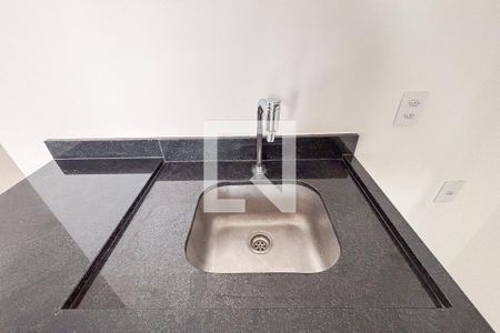 Sala/Cozinha de apartamento à venda com 2 quartos, 82m² em Cerqueira César, São Paulo