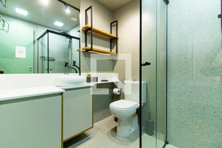 Banheiro de kitnet/studio para alugar com 1 quarto, 26m² em Perdizes, São Paulo