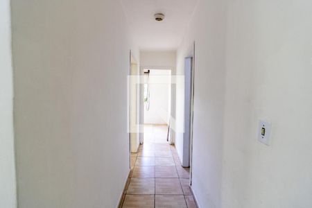 Corredor de apartamento para alugar com 2 quartos, 50m² em Vila Nova, Porto Alegre