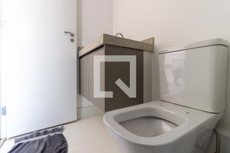 Banheiro de kitnet/studio à venda com 1 quarto, 27m² em Sumaré, São Paulo