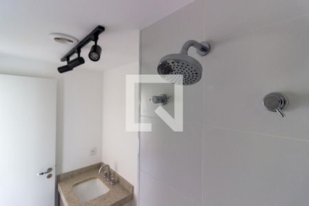 Banheiro de kitnet/studio à venda com 1 quarto, 27m² em Sumaré, São Paulo