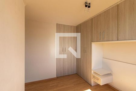 Quarto 2 de apartamento para alugar com 2 quartos, 40m² em Pinheirinho, Curitiba