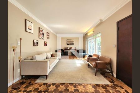 Sala de casa à venda com 3 quartos, 330m² em Planalto Paulista, São Paulo