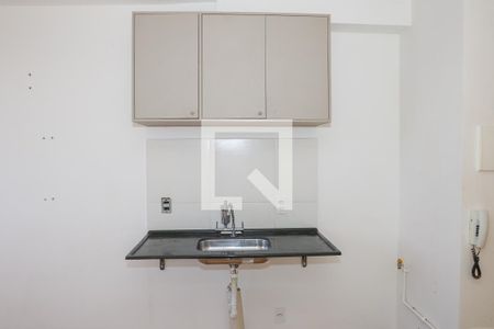Sala/Cozinha de apartamento para alugar com 1 quarto, 24m² em Água Branca, São Paulo