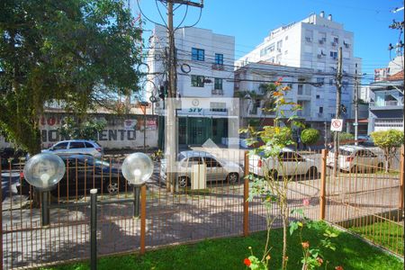 Quarto 1 - Vista de apartamento para alugar com 3 quartos, 79m² em Floresta , Porto Alegre