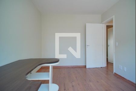 Quarto 2 de apartamento para alugar com 3 quartos, 79m² em Floresta , Porto Alegre