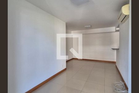 Sala de apartamento à venda com 3 quartos, 81m² em Recreio dos Bandeirantes, Rio de Janeiro
