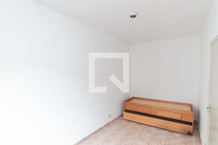 Quarto 1 de casa para alugar com 2 quartos, 80m² em Vila Nivi, São Paulo