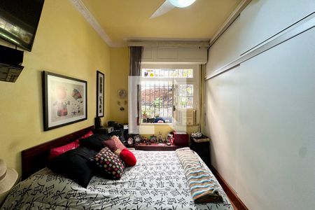 Quarto  de apartamento para alugar com 2 quartos, 81m² em Laranjeiras, Rio de Janeiro