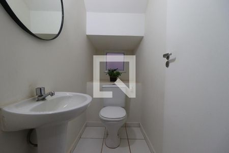 Lavabo de casa de condomínio para alugar com 3 quartos, 100m² em Vila do Golf, Ribeirão Preto